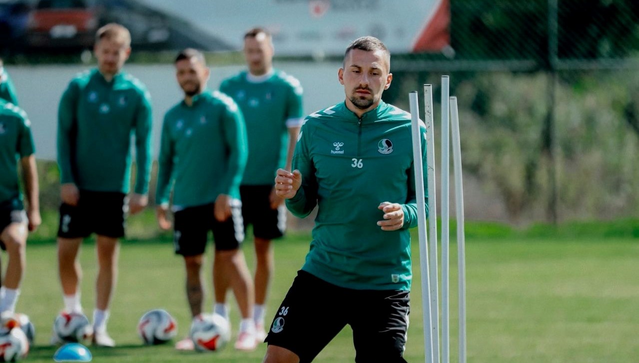 sakaryaspor amedspor mesaisinde tZ4UEuCE