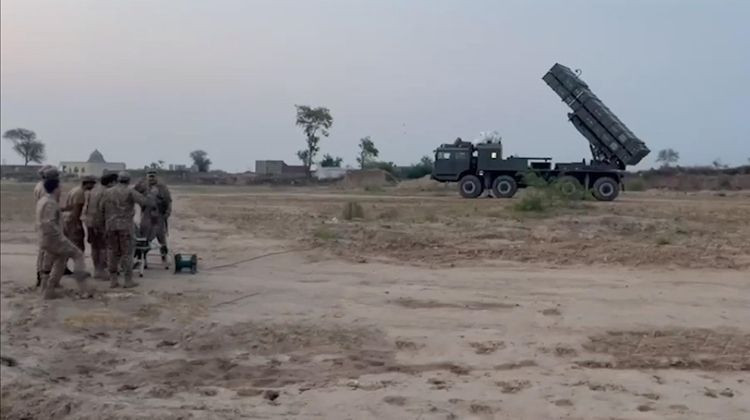 afganistan ve pakistan arasinda sular durulmuyor yeniden catisma cikti tGNHUwdF.jpg