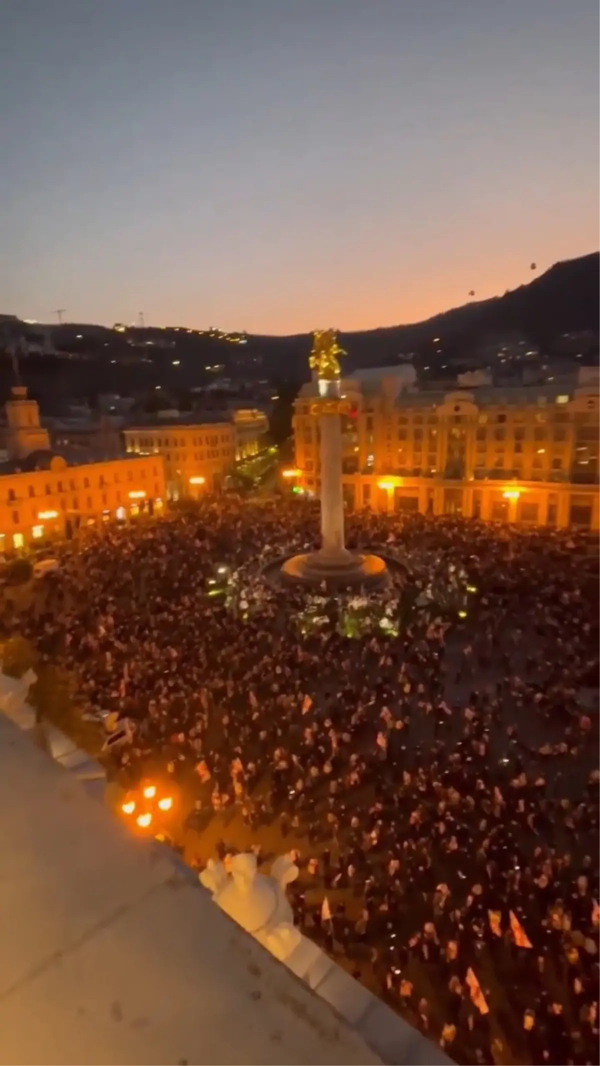 gurcistanda protesto gosterisine mudahale 27 yarali cy4ZcAbH