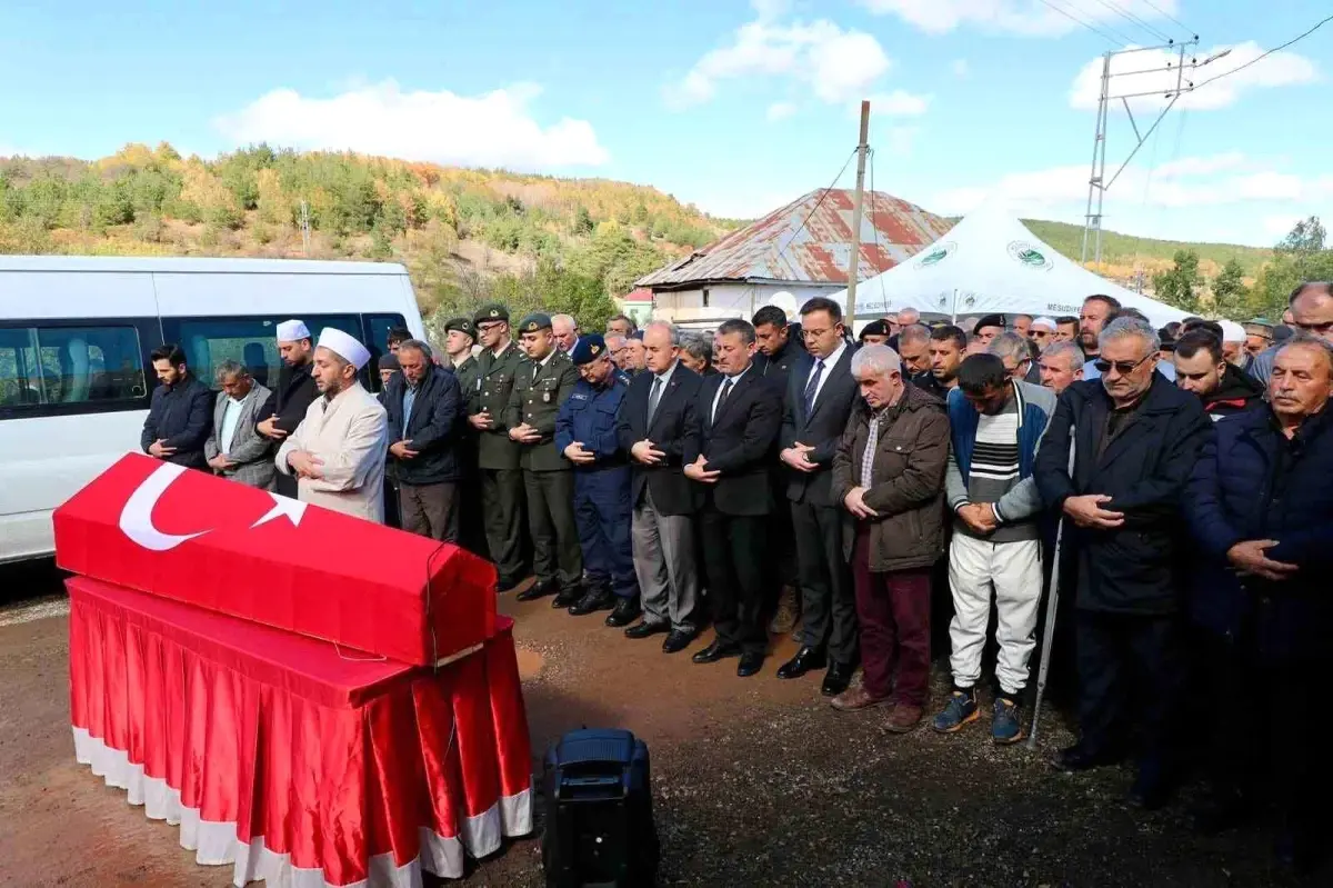 kibris gazisi cemal sahin son yolculuguna ugurlandi iyzW5yZ9.jpg