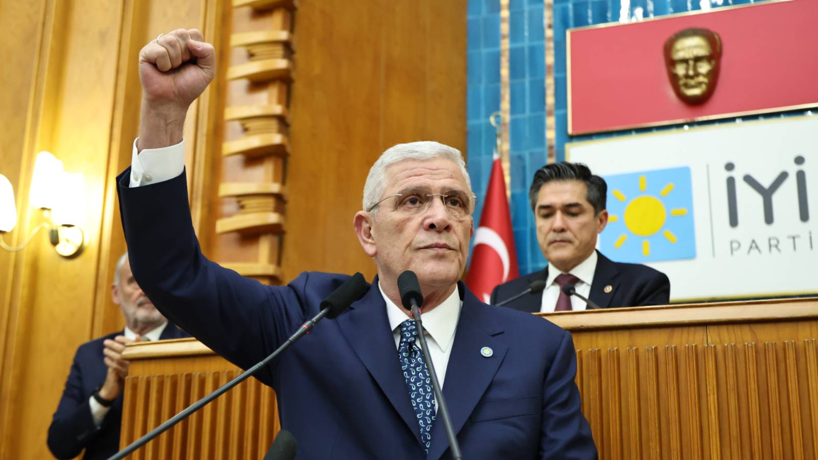 dervisoglu pkknin kan akittigi 41 yilin 23 yilinda erdogan vardi bundan evvelki devlet politikasi terorlu turkiye miydi XE7OSspp.png