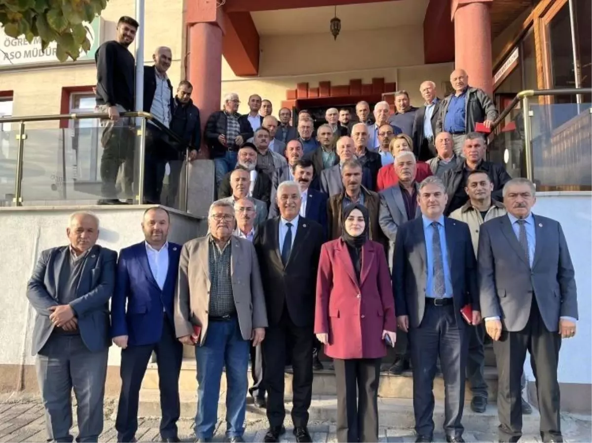 kaymakam kilic muhtarlarla yemek programinda bir araya geldi uzQnSKez.jpg