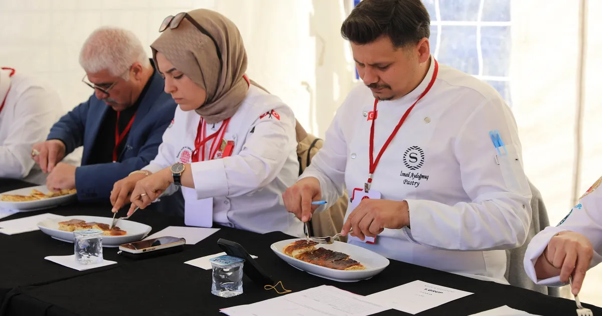 keciorende yoresel lezzetlerde 562 yarismaci kiyasiya mucadelede l42fWgRY.webp