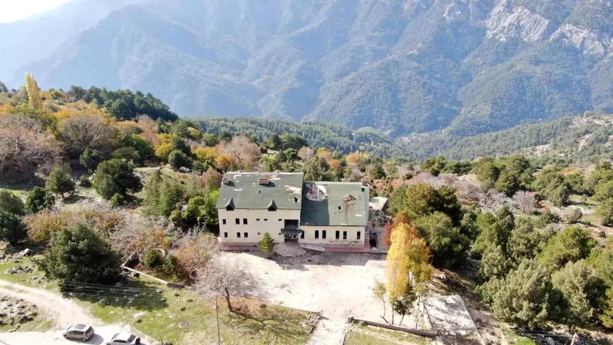 pasa yaylasi oteli terkedildi 96sP7LNC.jpg