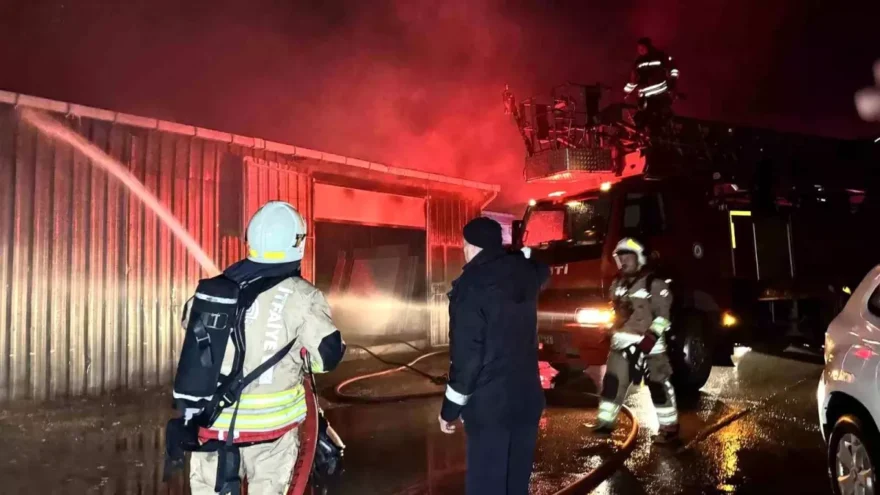 Edirne’de Mobilya Atölyesinde Yangın Paniği