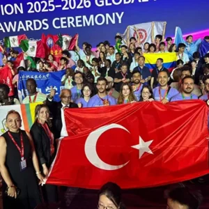 Türk Öğrenciler Çin’de Teknoloji Ödüllerine Doymadı