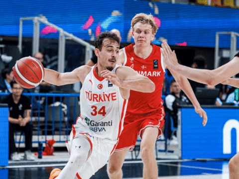 Turkiye u18 erkek basketbol takimi danimarkayi devirdi kK5GzG7P
